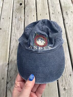 Genuine 1990s Aspen Colorado Embroidered Navy Baseball Cap / Ball Cap Outdoorsy